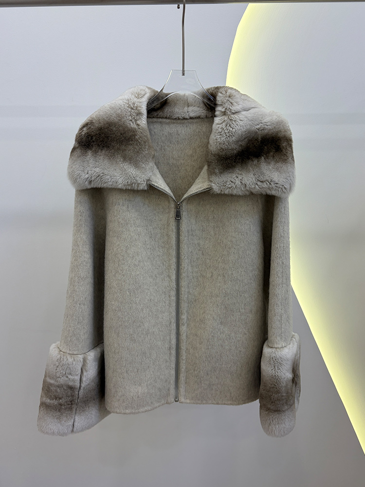 2026 Winter Women's Real Natur - Wool Coat Peacoat 评论和价格